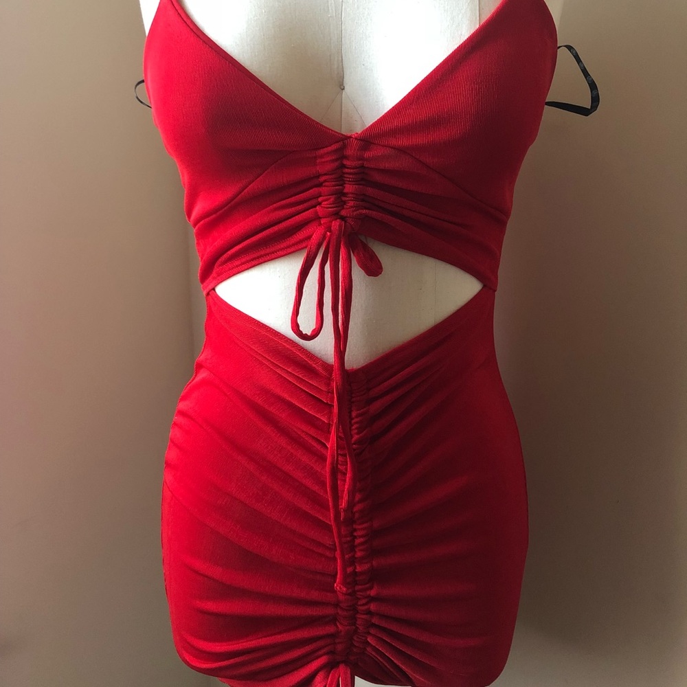 Missguided red scrunch dress brand new!